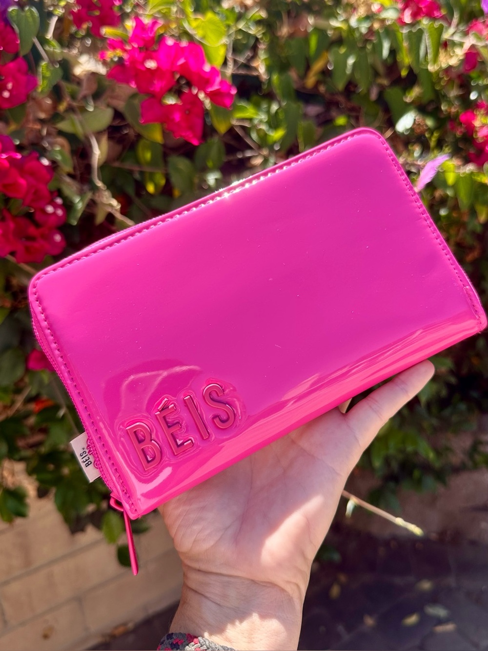 BEIS X BARBIE
The Travel Wallet in Barbie™ Pink NWOT - Picture 7 of 13
